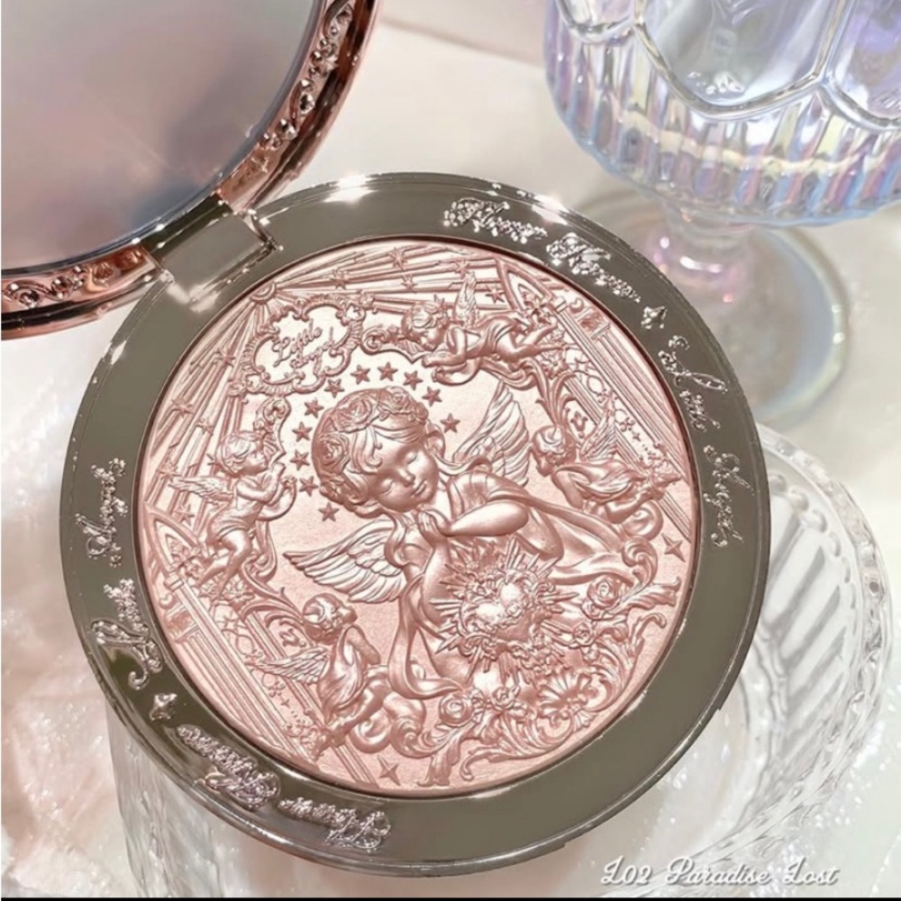 Flower Knows Little Angels Highlighter Cheek in Paradise Lost L02 BNIB